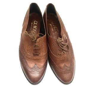 Vintage Oxford shoes